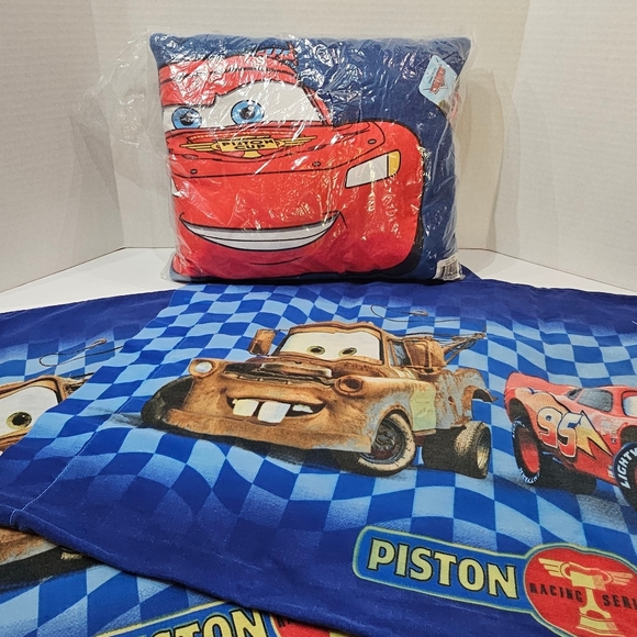 Disney Cars Throw Pillow New & 2 Double Sided Pillow Cases Used - Picture 10 of 16